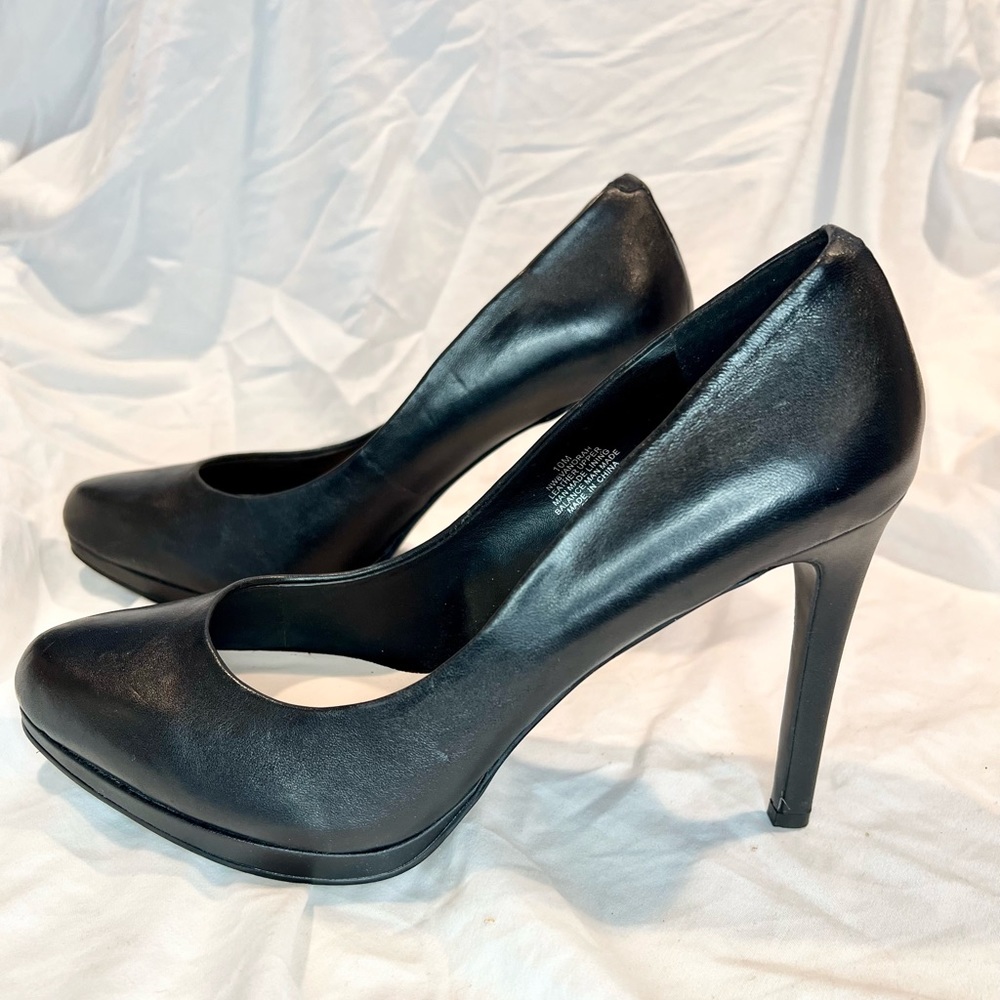 Nine West Quabree Platform Pumps